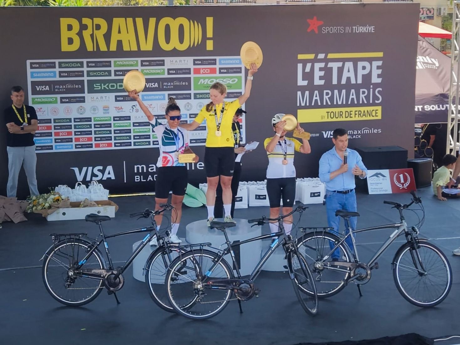 DEÜ’lü Akademisyen, L’étape By Tour de France Türkiye Etabı’nda İkincilik Kürsüsüne Çıktı